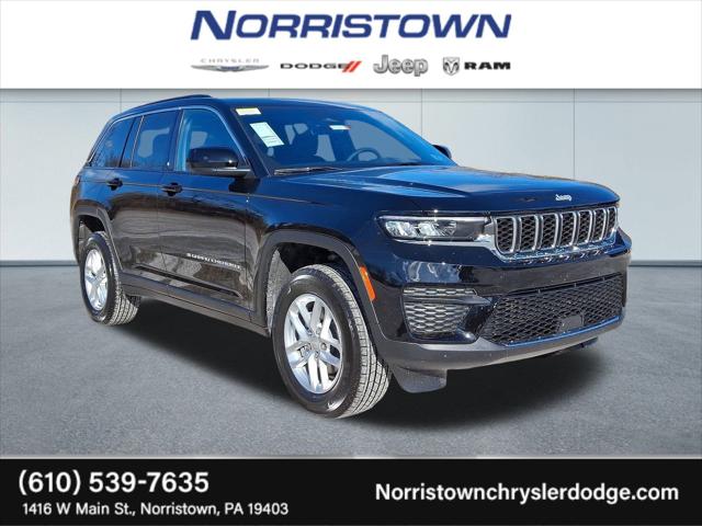 2025 Jeep Grand Cherokee GRAND CHEROKEE LAREDO X 4X4