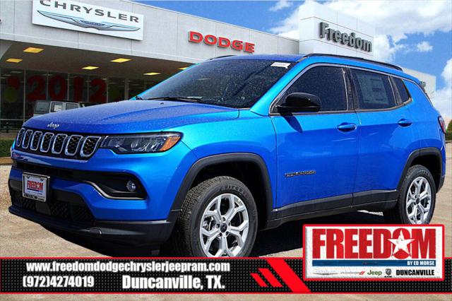 2025 Jeep Compass COMPASS LATITUDE 4X4