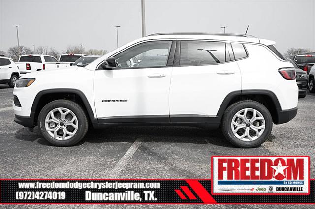 2025 Jeep Compass COMPASS LATITUDE 4X4