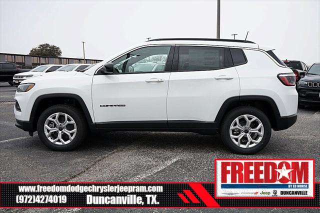 2025 Jeep Compass COMPASS LATITUDE 4X4