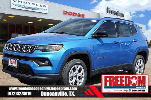 2025 Jeep Compass COMPASS LATITUDE 4X4