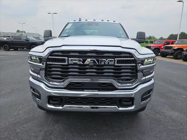 2025 RAM Ram 2500 RAM 2500 TRADESMAN CREW CAB 4X4 64 BOX
