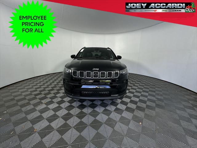 2025 Jeep Compass COMPASS LATITUDE 4X4