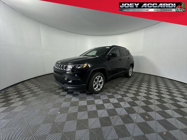 2025 Jeep Compass COMPASS LATITUDE 4X4