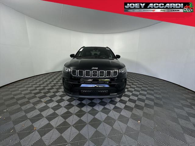 2025 Jeep Compass COMPASS LATITUDE 4X4
