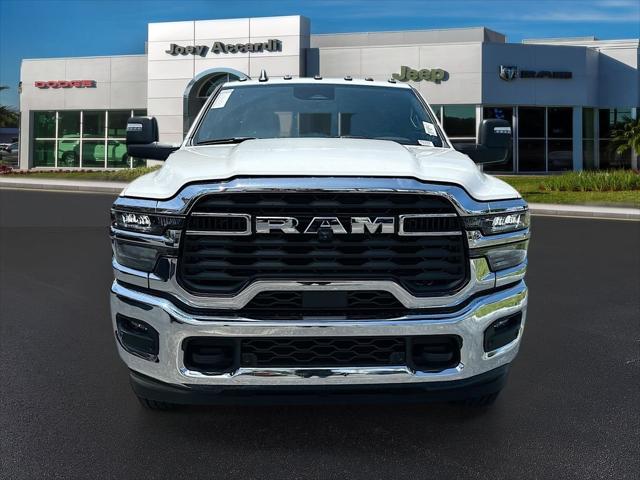 2025 RAM Ram 2500 RAM 2500 TRADESMAN CREW CAB 4X4 64 BOX