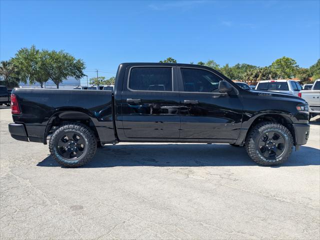 2025 RAM Ram 1500 RAM 1500 WARLOCK CREW CAB 4X4 57 BOX