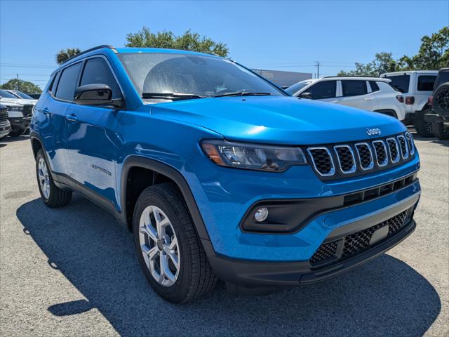 2025 Jeep Compass COMPASS LATITUDE 4X4