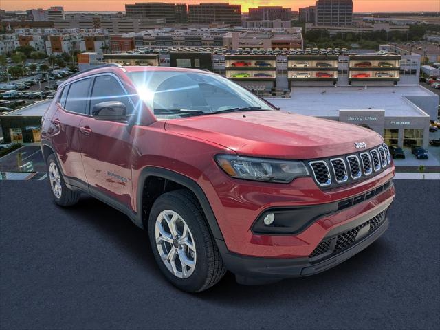 2025 Jeep Compass COMPASS LATITUDE 4X4