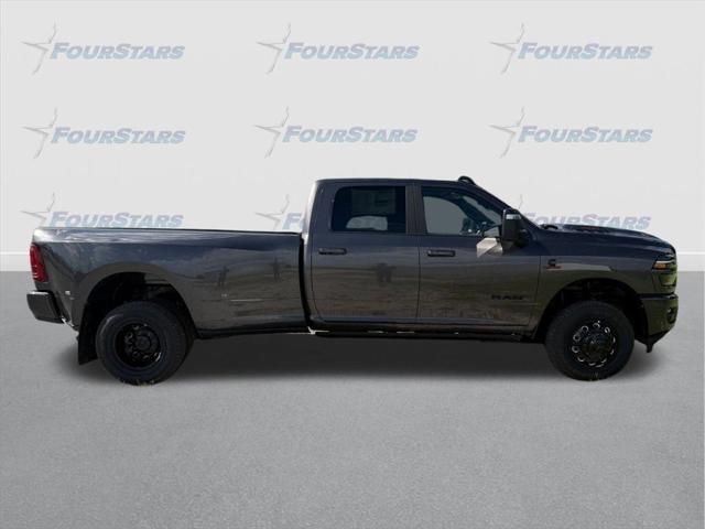 2025 RAM Ram 3500 RAM 3500 LARAMIE CREW CAB 4X4 8 BOX