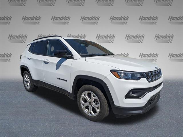 2025 Jeep Compass COMPASS LATITUDE 4X4