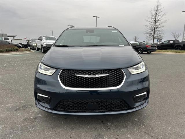 2025 Chrysler Pacifica Hybrid PACIFICA PLUG-IN HYBRID PINNACLE