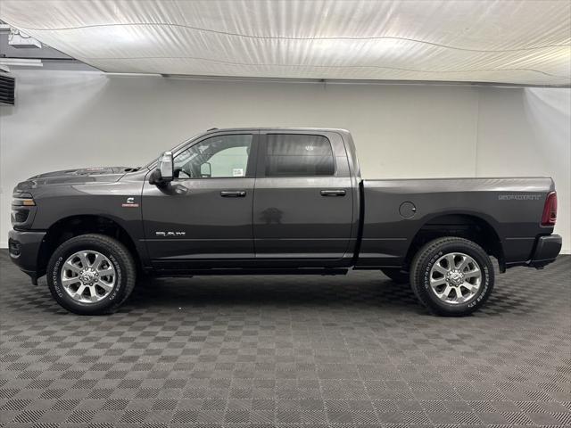 2025 RAM Ram 3500 RAM 3500 LARAMIE CREW CAB 4X4 64 BOX
