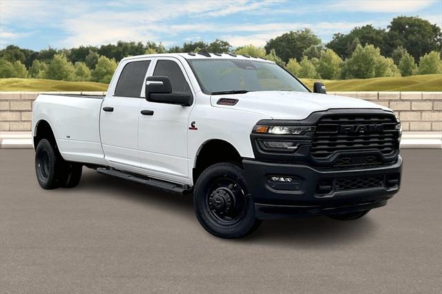 2025 RAM Ram 3500 RAM 3500 TRADESMAN CREW CAB 4X4 8 BOX