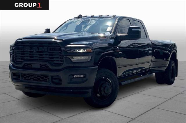 2025 RAM Ram 3500 RAM 3500 TRADESMAN CREW CAB 4X4 8 BOX