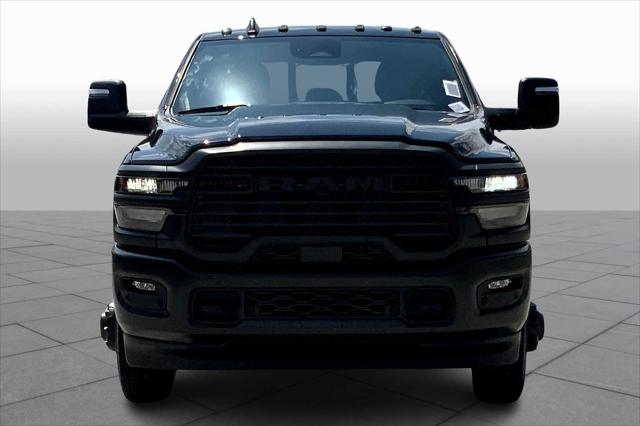 2025 RAM Ram 3500 RAM 3500 TRADESMAN CREW CAB 4X4 8 BOX