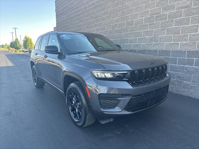2025 Jeep Grand Cherokee GRAND CHEROKEE ALTITUDE 4X4