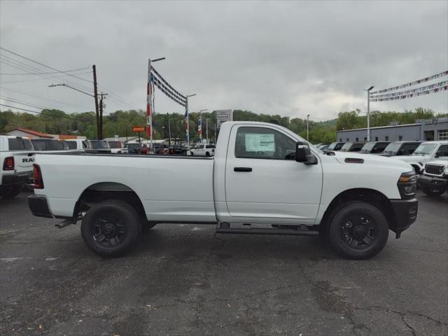 2025 RAM Ram 3500 RAM 3500 TRADESMAN REGULAR CAB 4X4 8 BOX
