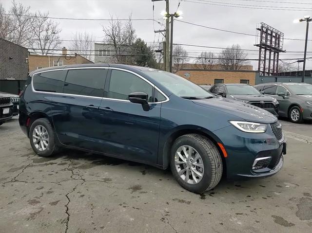 2025 Chrysler Pacifica PACIFICA SELECT AWD