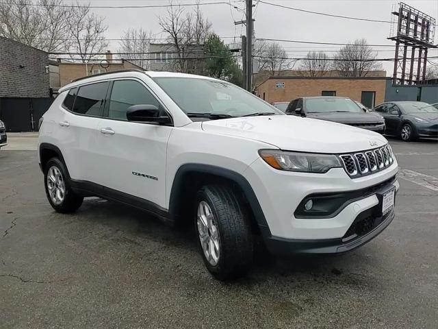 2025 Jeep Compass COMPASS LATITUDE 4X4