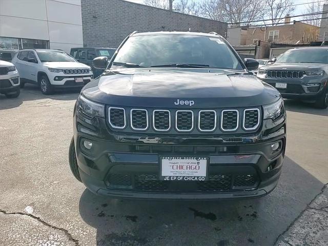 2025 Jeep Compass COMPASS LATITUDE 4X4
