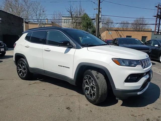 2025 Jeep Compass COMPASS LIMITED 4X4