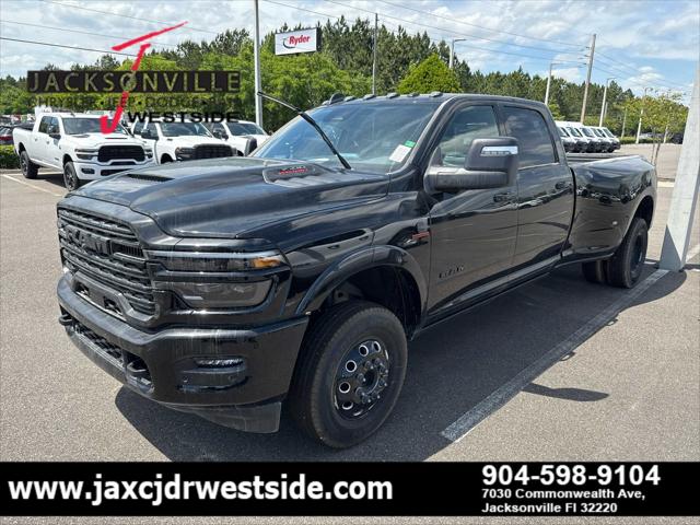 2025 RAM Ram 3500 RAM 3500 LIMITED CREW CAB 4X4 8 BOX