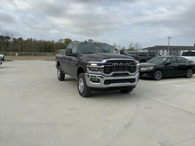 2025 RAM Ram 3500 RAM 3500 TRADESMAN CREW CAB 4X4 64 BOX