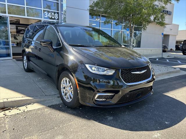 2025 Chrysler Pacifica PACIFICA SELECT