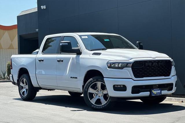 2025 RAM Ram 1500 RAM 1500 TRADESMAN CREW CAB 4X4 57 BOX