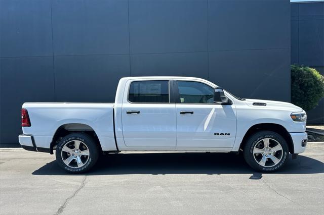 2025 RAM Ram 1500 RAM 1500 TRADESMAN CREW CAB 4X4 57 BOX