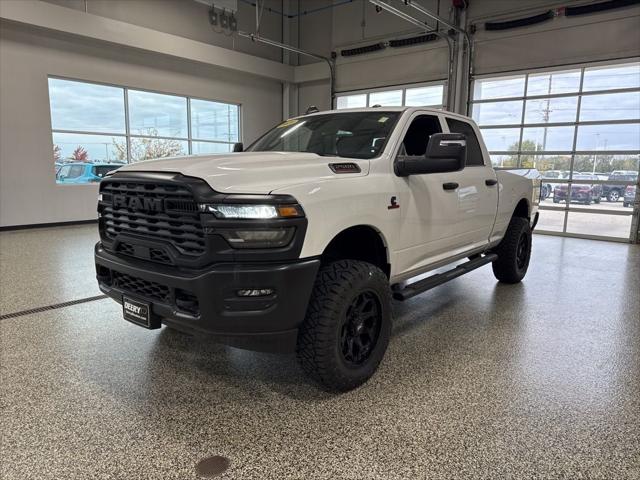 2025 RAM Ram 2500 RAM 2500 TRADESMAN CREW CAB 4X4 64 BOX