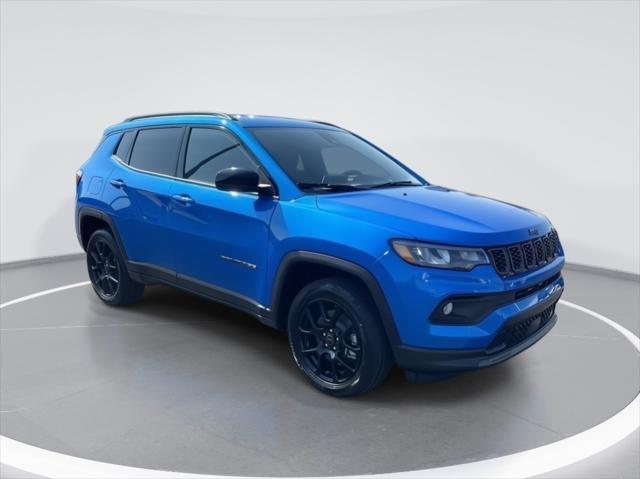 2025 Jeep Compass COMPASS LATITUDE 4X4