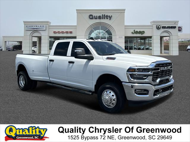 2025 RAM Ram 3500 RAM 3500 TRADESMAN CREW CAB 4X4 8 BOX 2025 RAM Ram 3500 RAM 3500 TRADESMAN CREW CAB 4X4 8 BOX