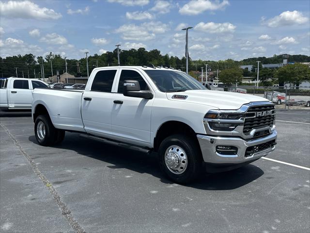 2025 RAM Ram 3500 RAM 3500 TRADESMAN CREW CAB 4X4 8 BOX 2025 RAM Ram 3500 RAM 3500 TRADESMAN CREW CAB 4X4 8 BOX