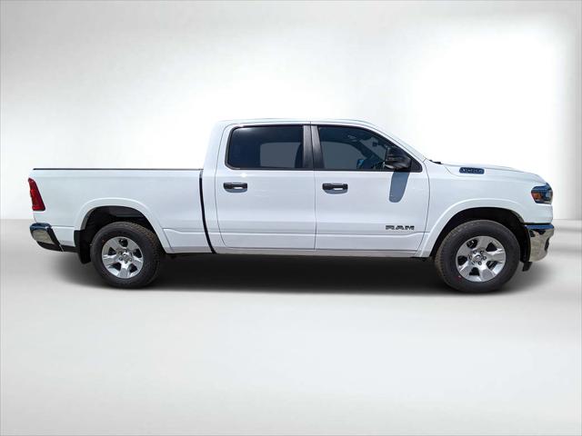 2025 RAM Ram 1500 RAM 1500 BIG HORN CREW CAB 4X2 64 BOX