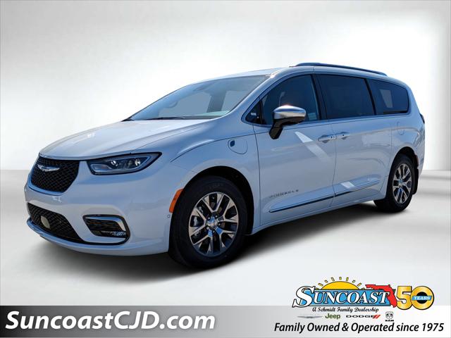 2025 Chrysler Pacifica Hybrid PACIFICA PLUG-IN HYBRID PINNACLE