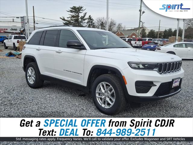 2025 Jeep Grand Cherokee GRAND CHEROKEE LAREDO X 4X4