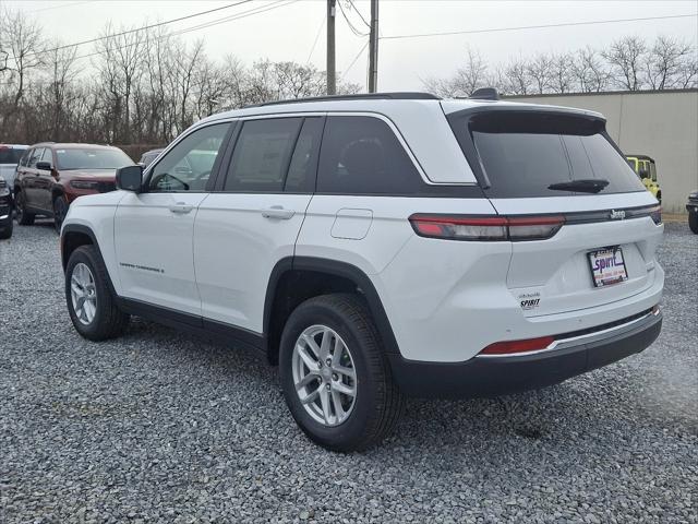 2025 Jeep Grand Cherokee GRAND CHEROKEE LAREDO X 4X4