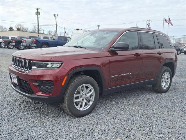 2025 Jeep Grand Cherokee GRAND CHEROKEE LAREDO X 4X4