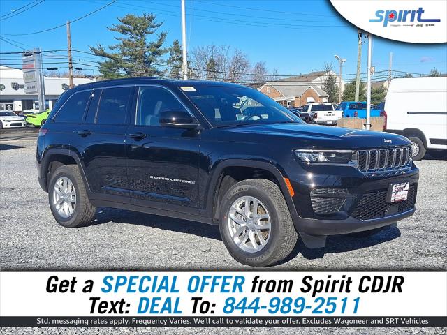 2025 Jeep Grand Cherokee GRAND CHEROKEE LAREDO X 4X4
