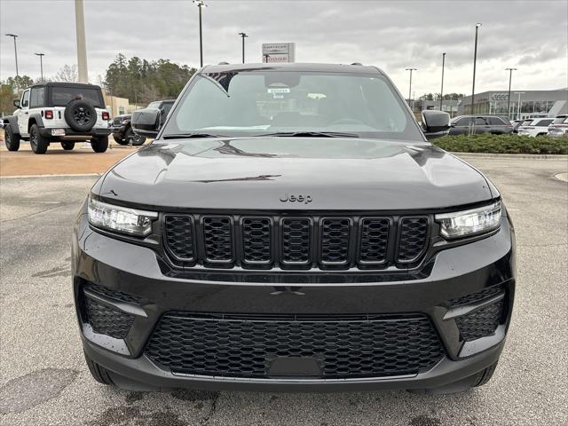 2025 Jeep Grand Cherokee GRAND CHEROKEE ALTITUDE 4X4