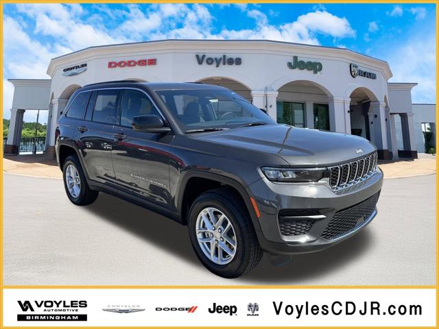 2025 Jeep Grand Cherokee GRAND CHEROKEE LAREDO X 4X4