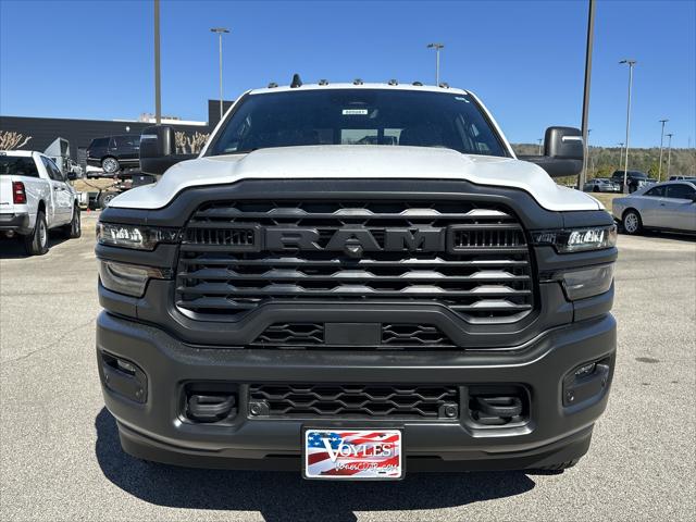 2025 RAM Ram 3500 RAM 3500 TRADESMAN CREW CAB 4X4 8 BOX