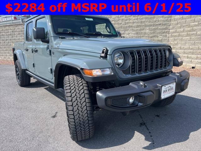 2025 Jeep Gladiator GLADIATOR NIGHTHAWK 4X4