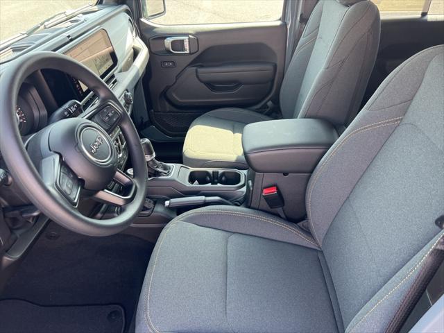 2025 Jeep Gladiator GLADIATOR NIGHTHAWK 4X4