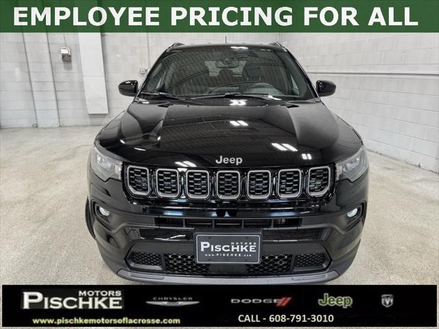 2025 Jeep Compass COMPASS LATITUDE 4X4
