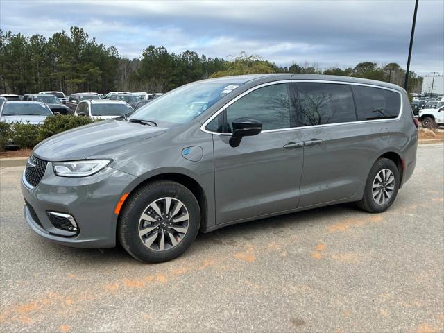2025 Chrysler Pacifica Hybrid PACIFICA PLUG-IN HYBRID SELECT