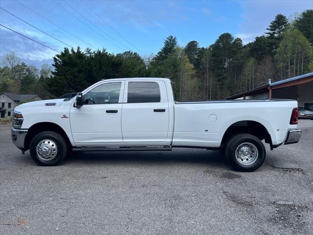 2025 RAM Ram 3500 RAM 3500 TRADESMAN CREW CAB 4X4 8 BOX
