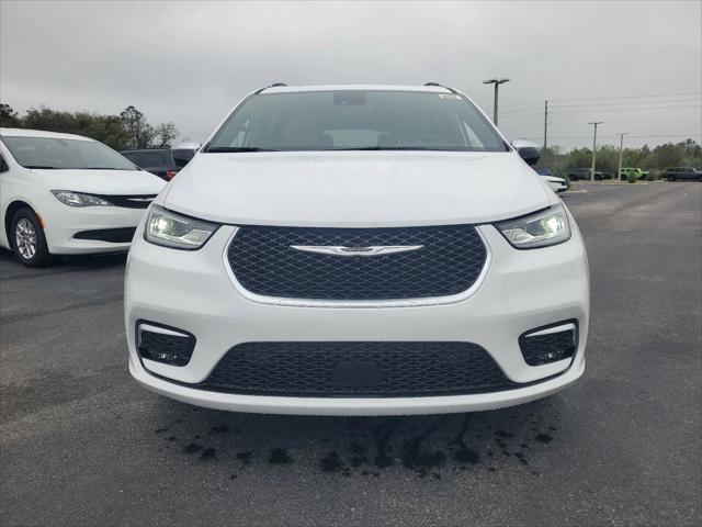 2025 Chrysler Pacifica Hybrid PACIFICA PLUG-IN HYBRID PINNACLE